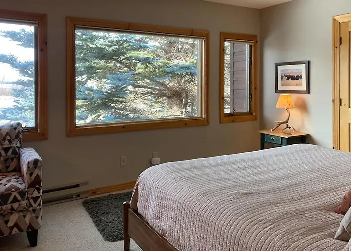 Glacier B Apartment *